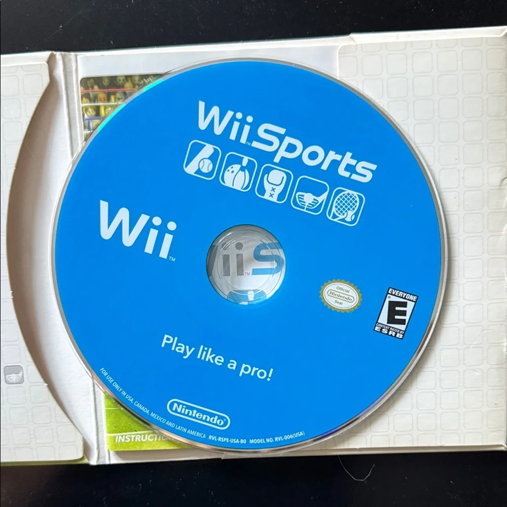 Nintendo Wii - Wii Sports Game - Picture 3 of 3